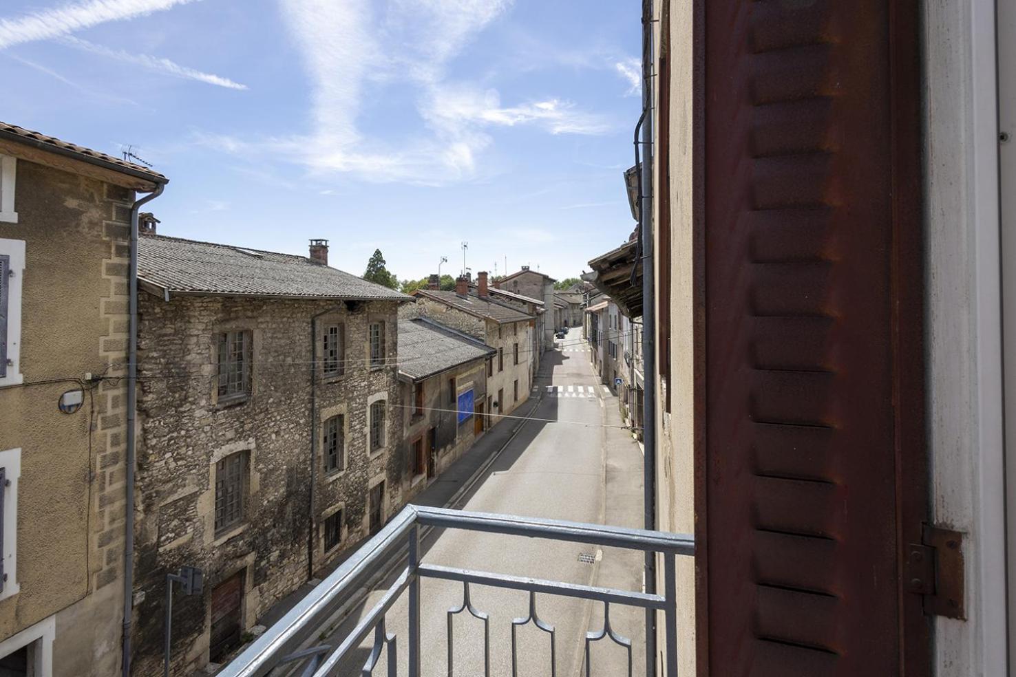 L'Emeraude - 1 A 4P - Wifi Fibre - Parking Gratuit Pont-dʼAin Kültér fotó